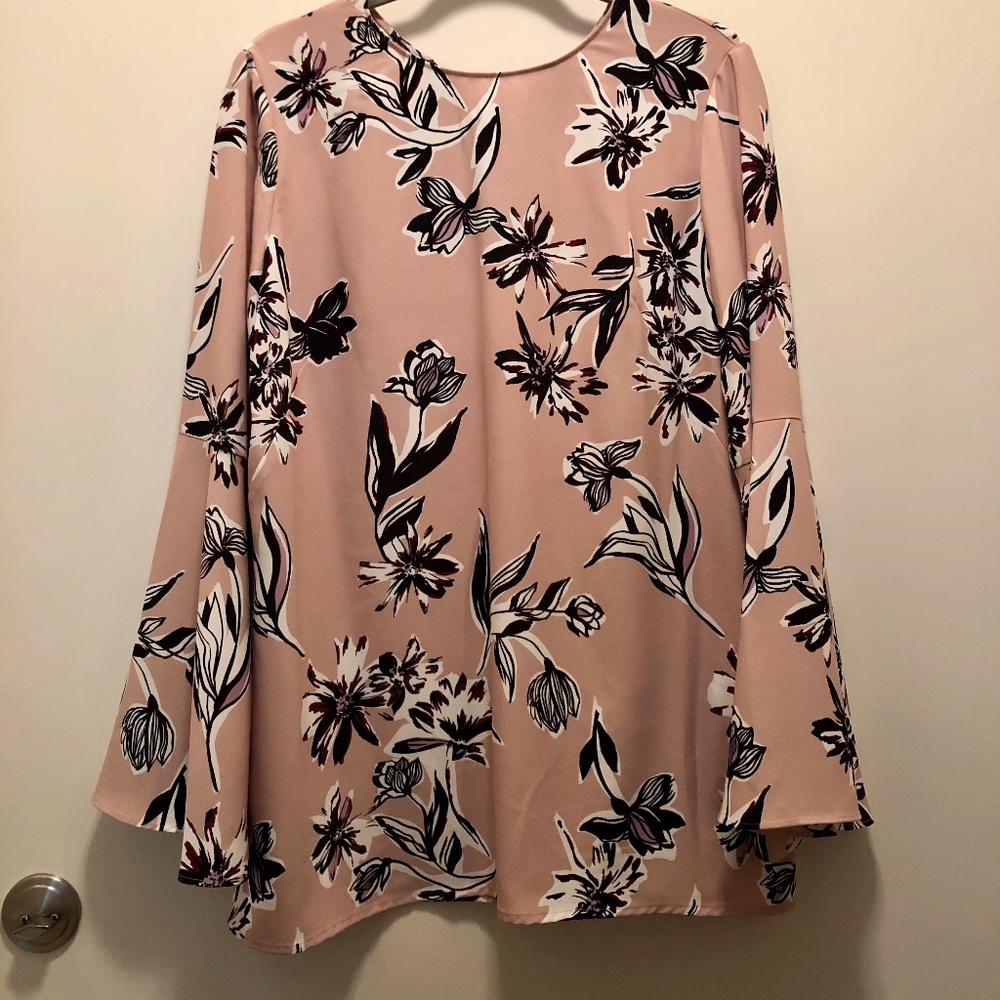 Halogen Bow Back Print Flare Sleeve Tunic